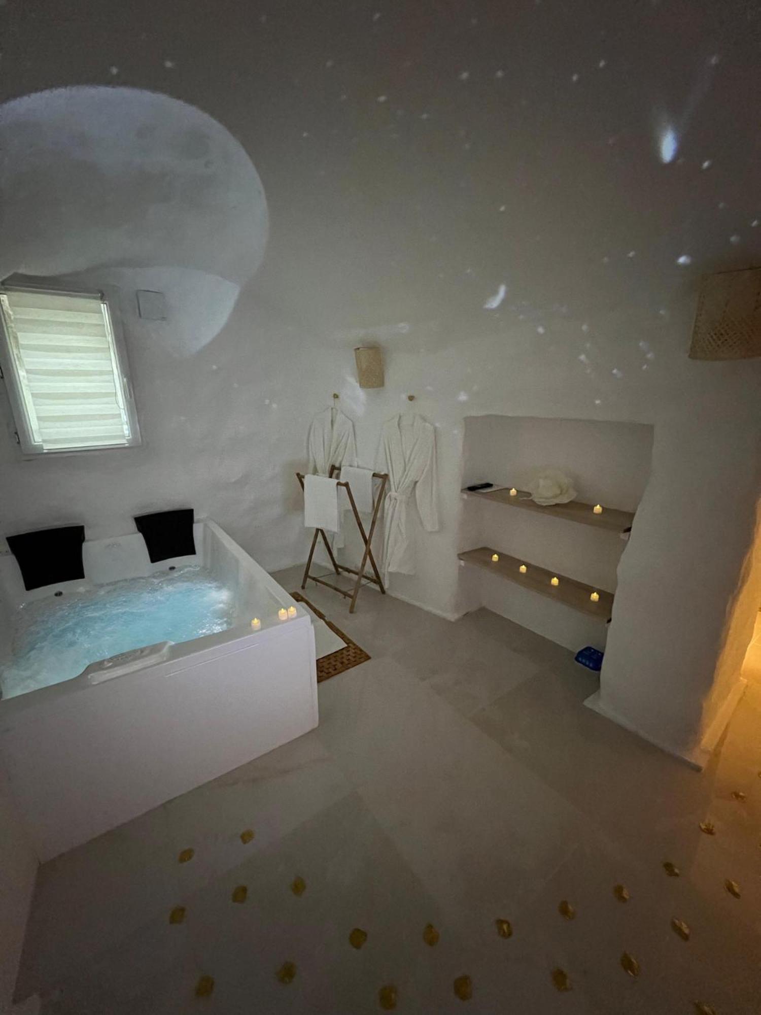 Le Temple D'Aphrodite, Appartement Avec Spa Βιέν Εξωτερικό φωτογραφία